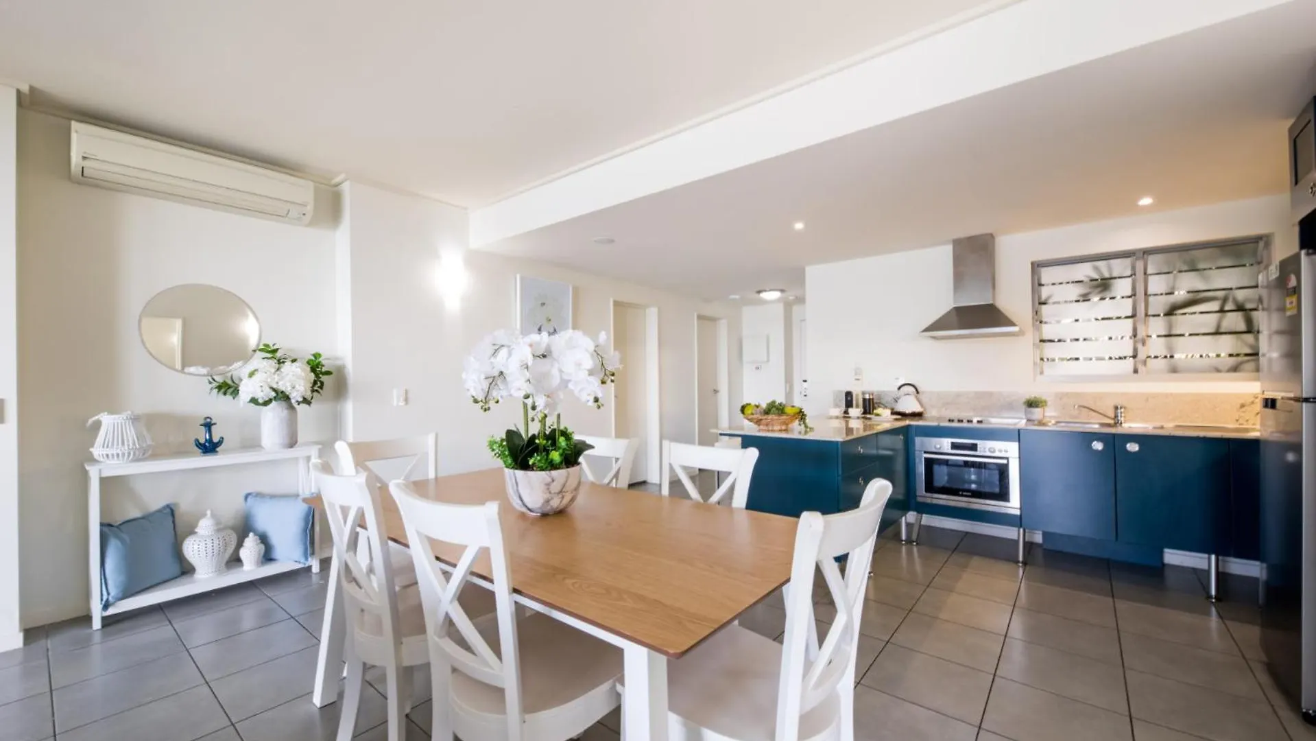Coastal Charm On Airlie Apartment Airlie Beach Australia
