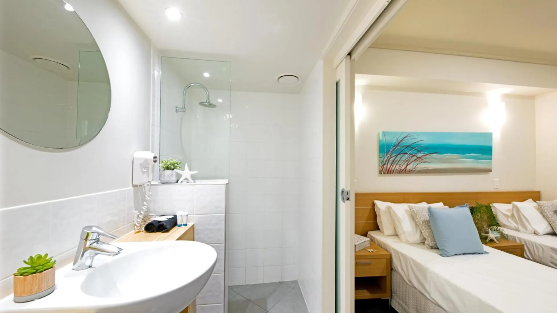 Coastal Charm On Airlie Apartment Airlie Beach