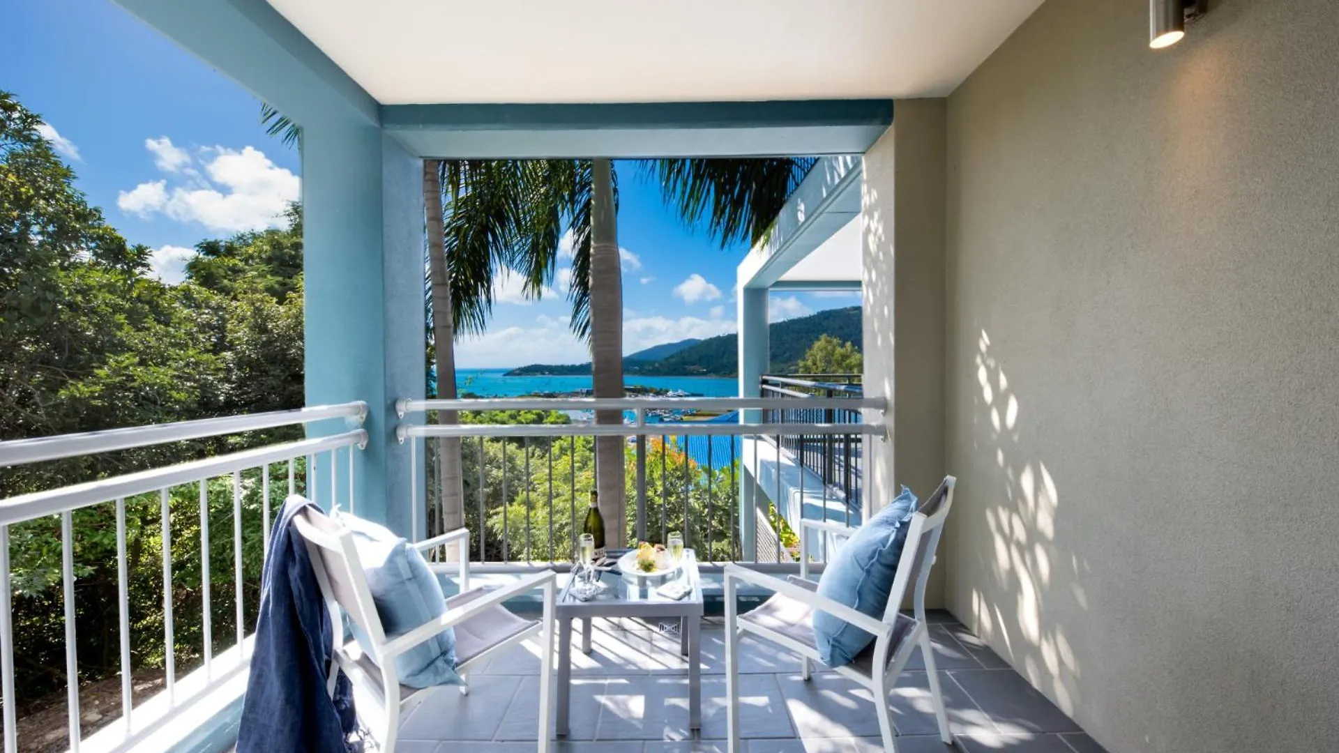 Coastal Charm On Airlie Apartment Airlie Beach Australia