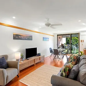 Montipora Unit 3 - In The Heart Of Airlie, Wi-fi And Netflix Airlie Beach